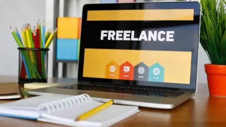 4 Things Your Freelance Contracts Need to Include