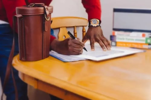 5 Tips to Create a Successful Influencer Contract