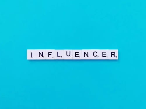 3 Things to Include in an Influencer Sponsorship Contract